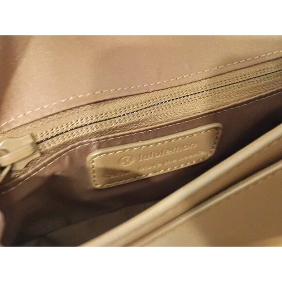 Lululemon CACTUS "LEATHER" MINI BAG CHESTNUT BROWN/GOLD   NWT - Picture 8 of 9